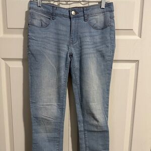 Generra Jeans Size 7 -  trendy raw hem